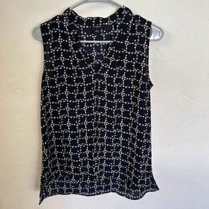 Black Sleeveless V Neck Blouse